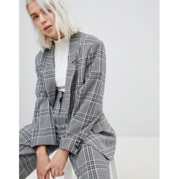 Weekday Oversized Blazer - Picture 1 of 3